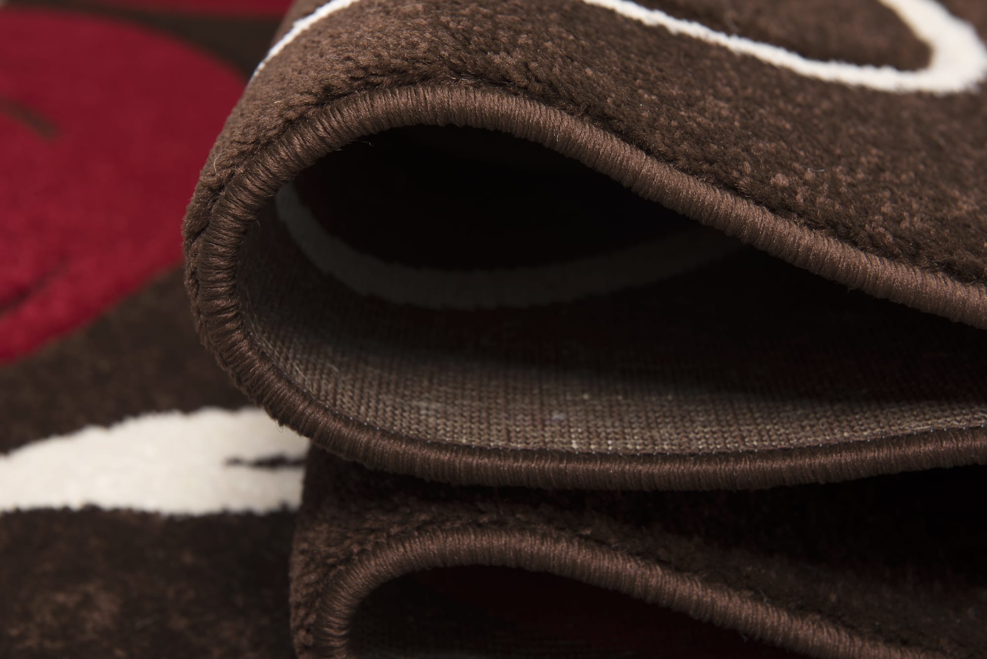 Primrose Rug Choc-Red - Image 7