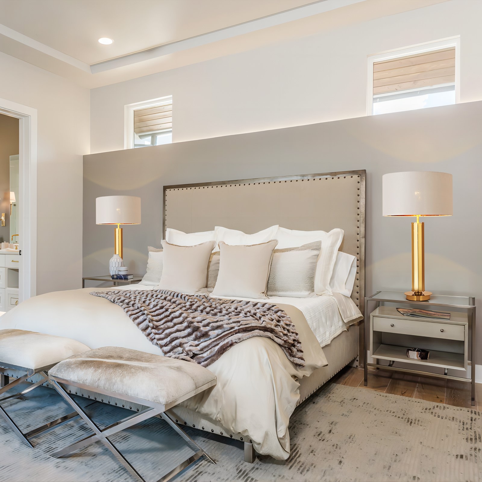 T209026 Lamp - Image 9