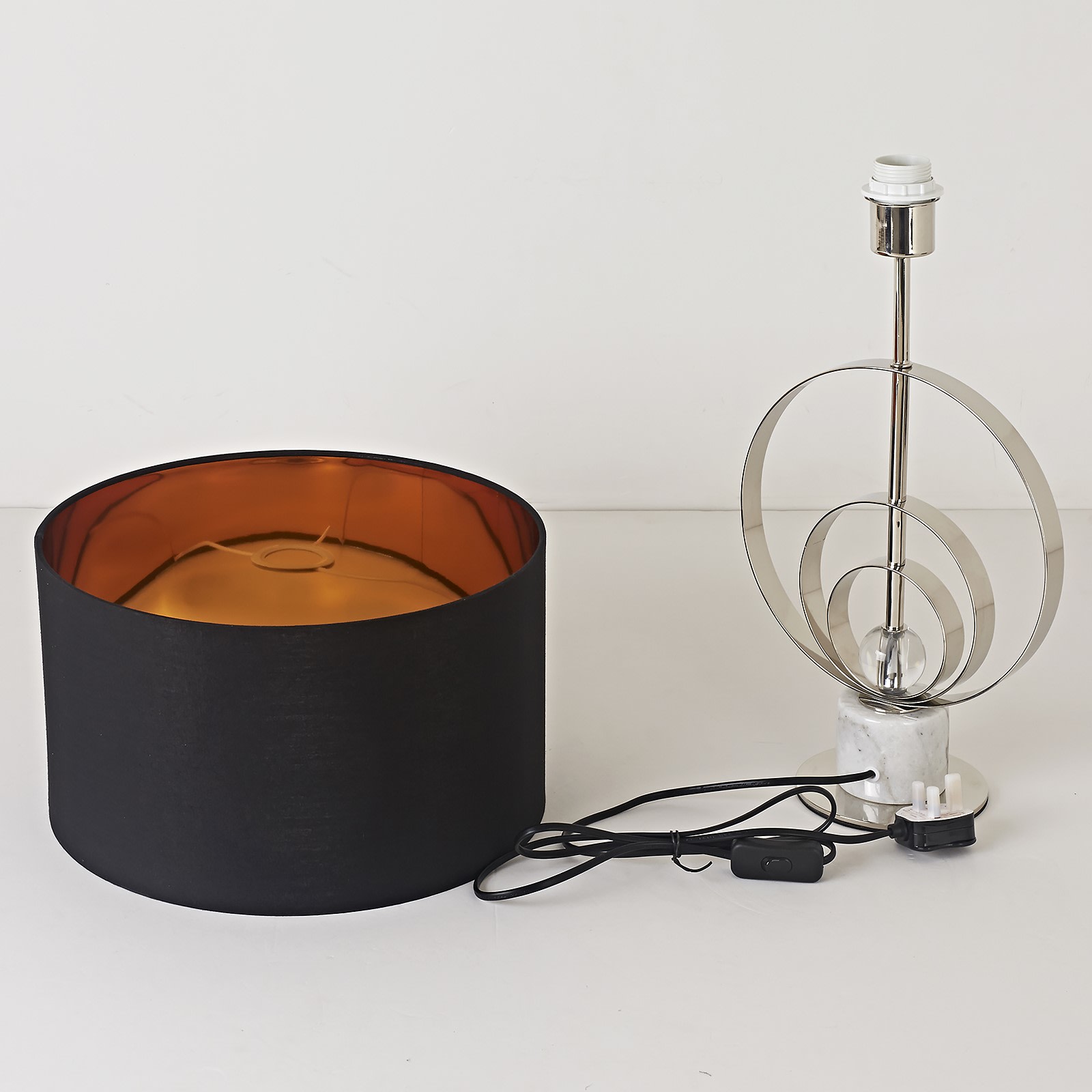 T209022 Lamp - Image 2