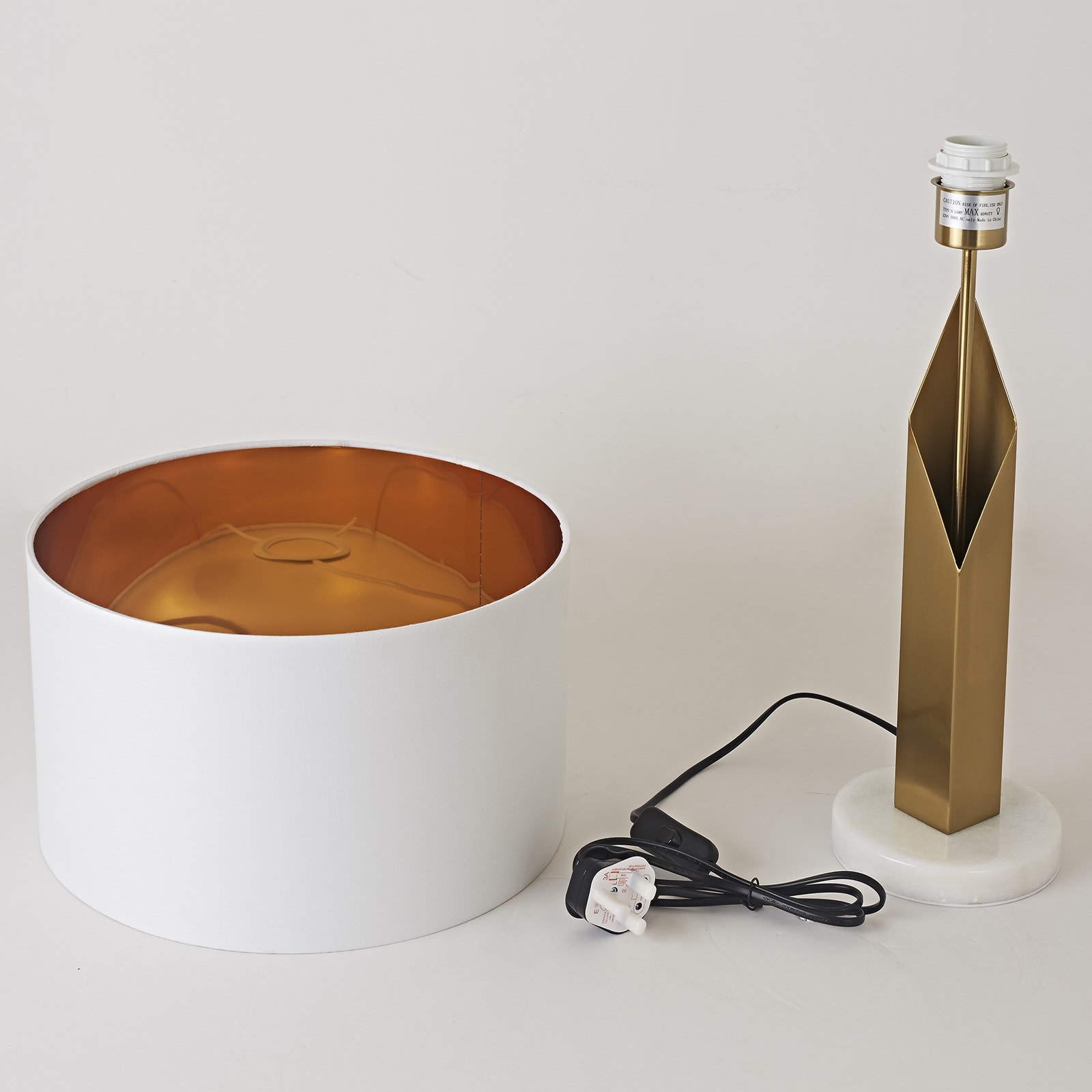 T108015B Lamp - Image 2