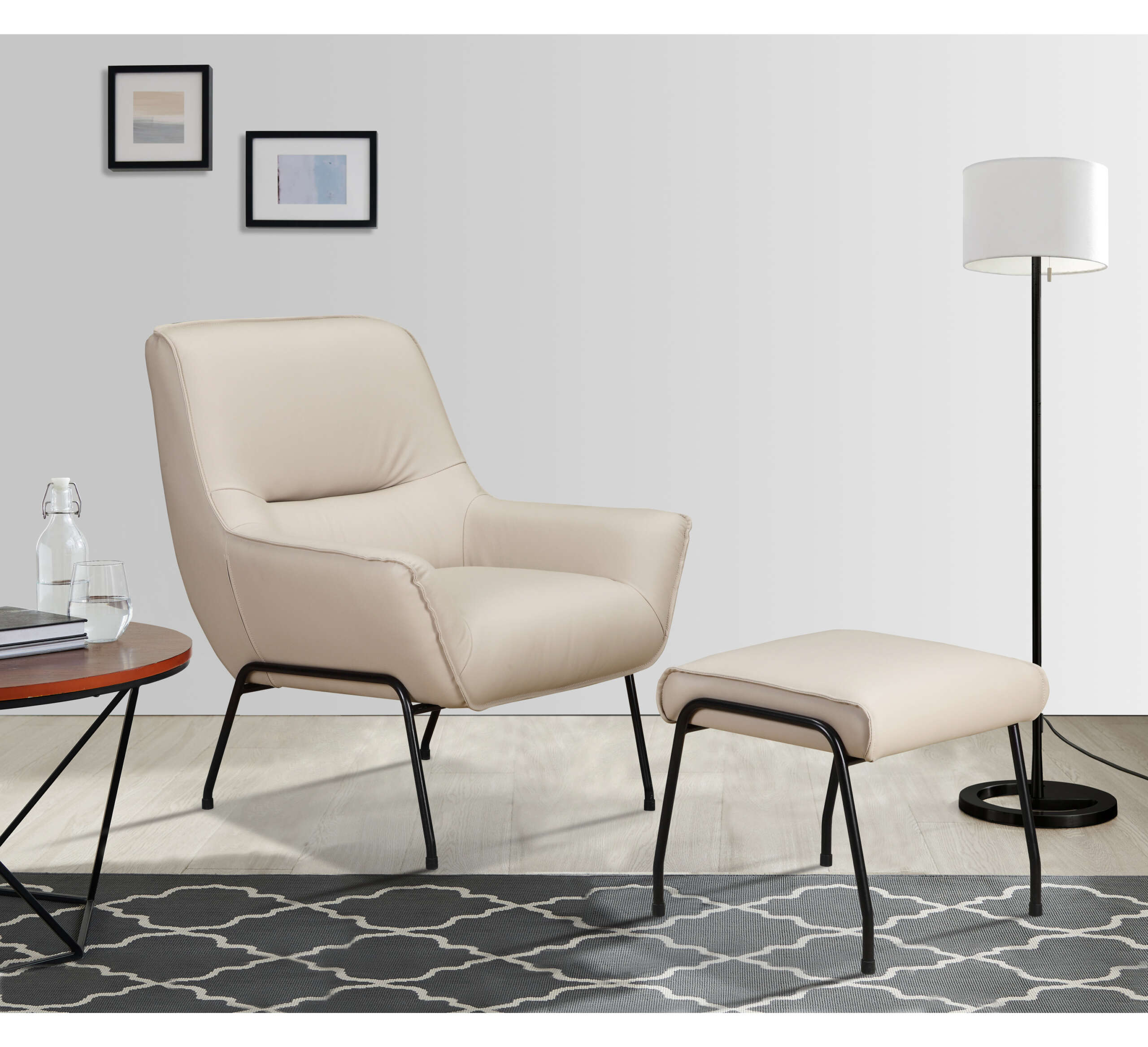 Lindo Chair + Stool